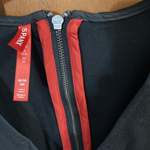 Spanx Women’s Perfect Sleeveless Flared Jumpsuit Sz M Black Wide Leg Stretch - Picture 4 of 11